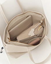 Load image into Gallery viewer, Minimal Leather Shopper Tote Bag