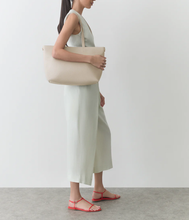 Load image into Gallery viewer, Minimal Leather Shopper Tote Bag