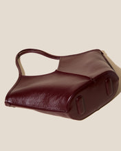 Load image into Gallery viewer, Burgundy V Cut Leather Open Top Tote Bag